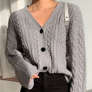 ENVYLOOK grey donut cardigan